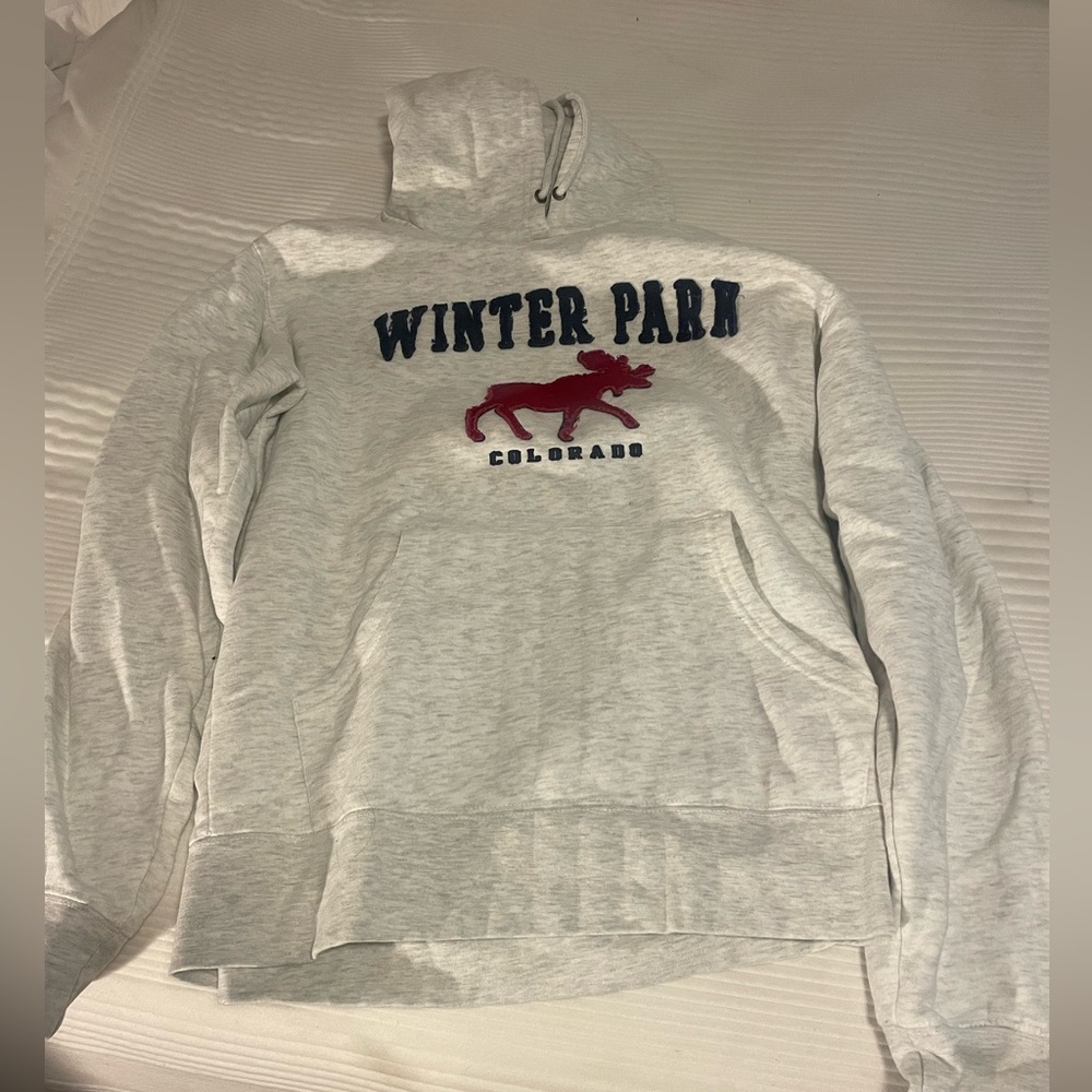 Winter park Colorado off white sweatshirt